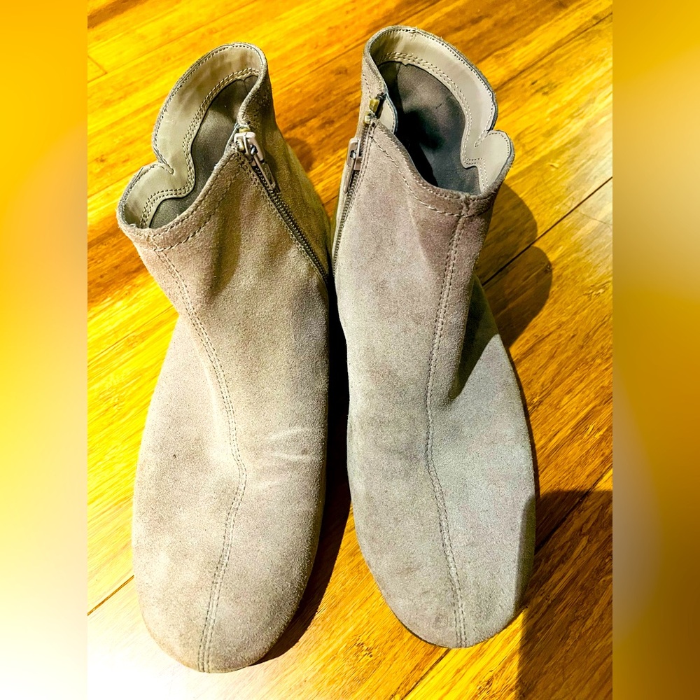 Aerosoles ankle boots.  Gray velvet